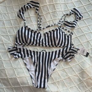 Kendall + Kylie Striped Ruffle Sleeve Cheeky Bikini size XL NWT